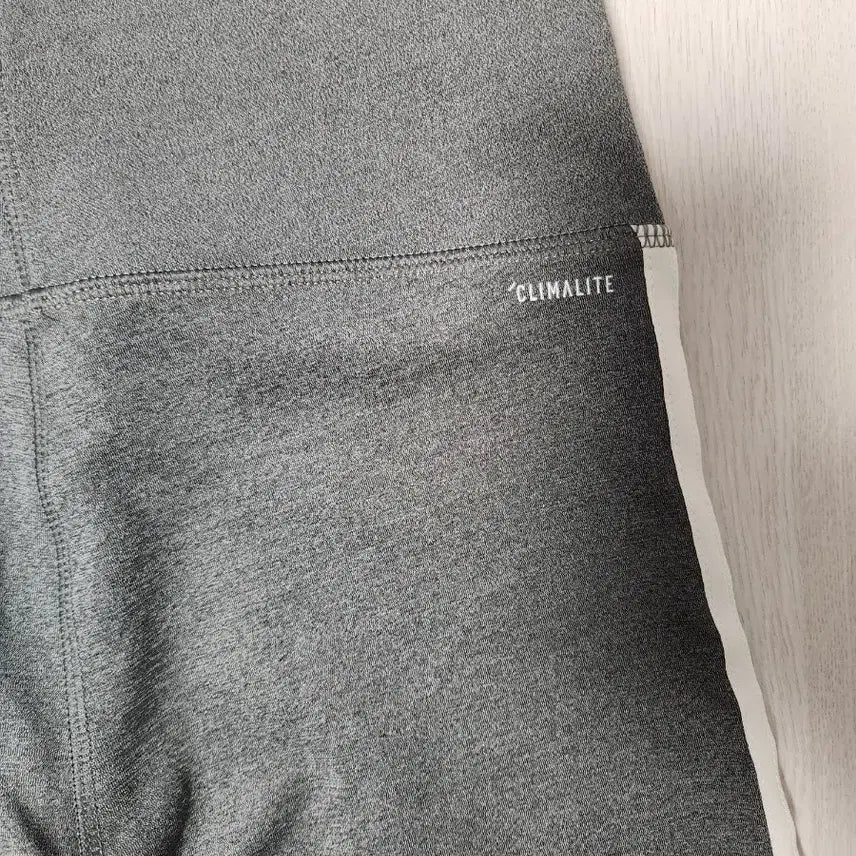 [BUNJANG] Adidas Son Na-eun High-Waist Leggings / 새상품급)아디다스 NC08 하이웨스트 손나은 레깅스 FI0830 타이즈
