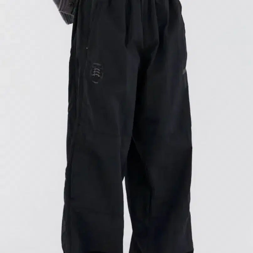 [SOLD OUT] 폴리테루X노매뉴얼 트랙팬츠 Sports블랙 3사이즈.