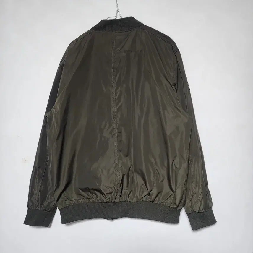 [BUNJANG] Jjori Shop Victorious Bomber Jacket (105) / 쪼리샵 빅토리어스 항공점퍼 105