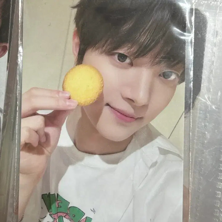 [SOLD OUT] 앤팀 백투라 백투라이프 위드뮤 럭키드로우 의주 포카