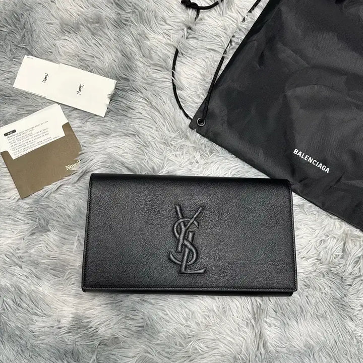[BUNJANG] Saint Laurent Clutch / 입생로랑 생로랑 클러치 (정품)