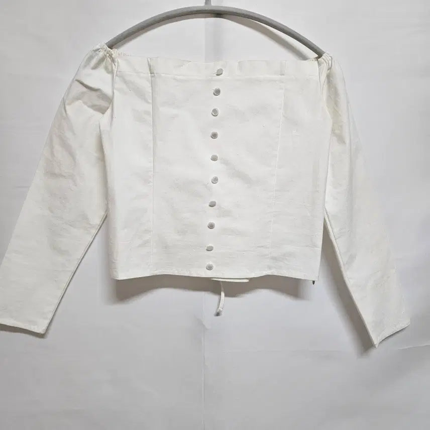 [BUNJANG] Letter From Moon Off-shoulder Blouse - F / 레터 프롬 문 오프숄더 블라우스 F