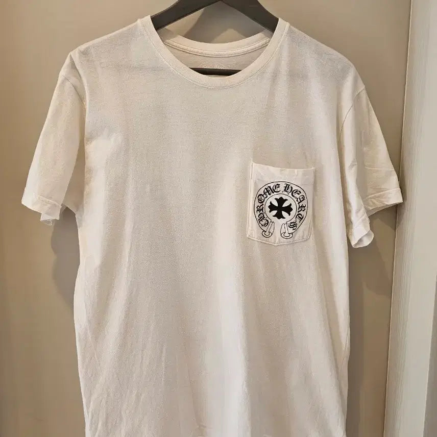 [BUNJANG] Chrome Hearts Horseshoe Lettering T-shirt White L / [정품] 크롬하츠 홀스슈 레터링 반팔 티셔츠 화이트 L