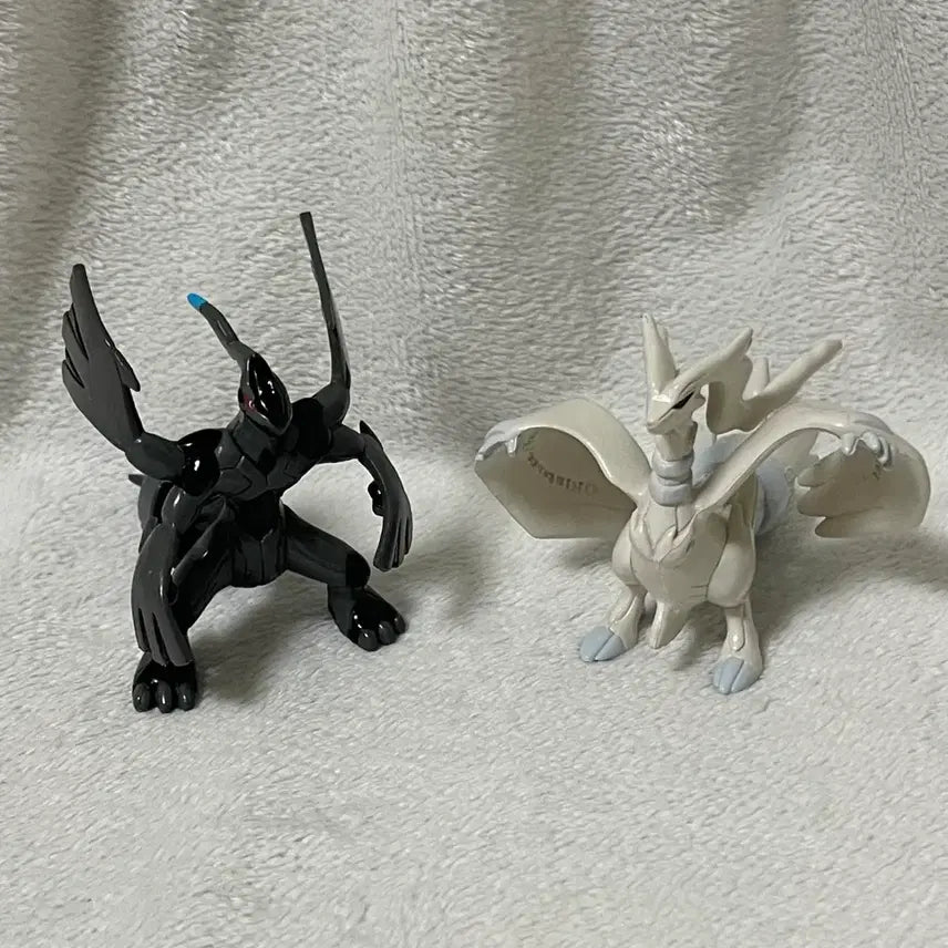 [BUNJANG] Pokemon Zekrom Reshiram Figure Bundle Set / 연휴 한정가) 몬코레 몬콜레 제크로무 레시라무 포켓몬스터 피규어