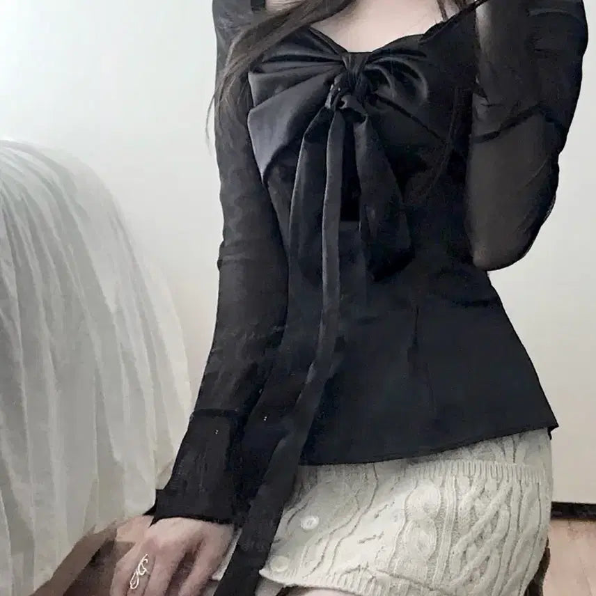 [BUNJANG] Hilda Silky Swan Blouse Black / 급처)Hilda 힐다 고희 실키 스완 블라우스 블랙