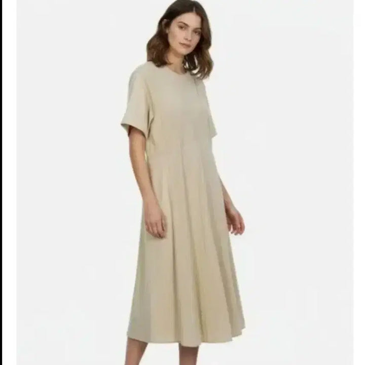 [SOLD OUT] 썰스데이아일렌드 베이지  롱 원피스