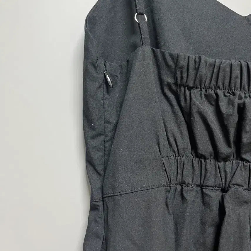 [BUNJANG] Black Spaghetti Strap Flare Dress / 블랙 끈나시 플레어 원피스
