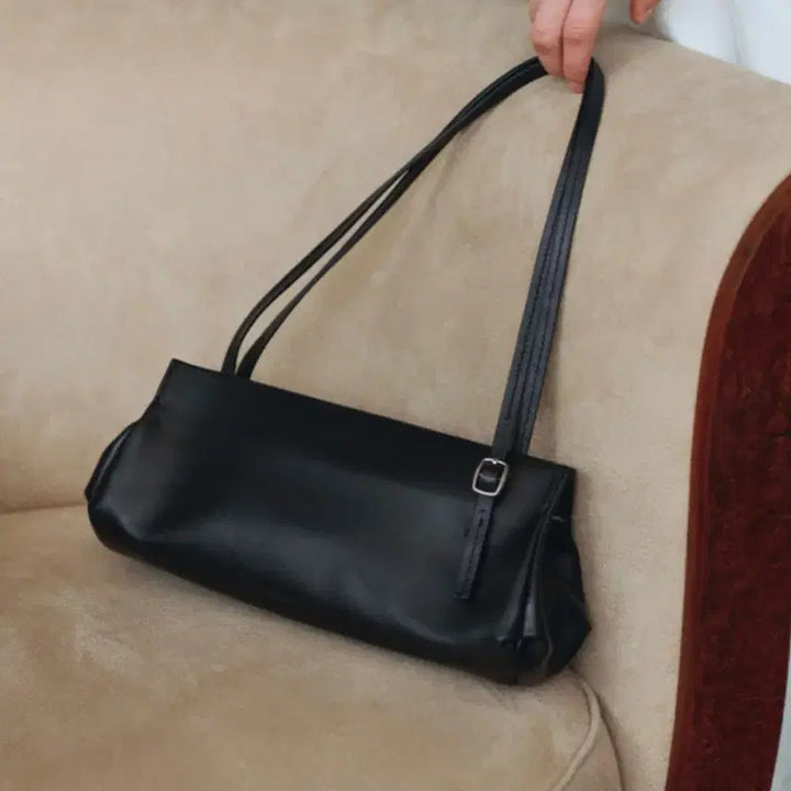 [BUNJANG] Apoa Melt Shoulder Bag Black / 아포아 Melt Shoulder Bag Black