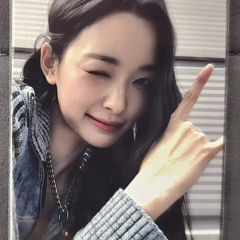 [BUNJANG] Nalara Byeongari Broadcast Photocard - Ungyuan Kaiing Ring / 날아라 병아리 방청 포카 응위엔 카잉 링  양도합니다.