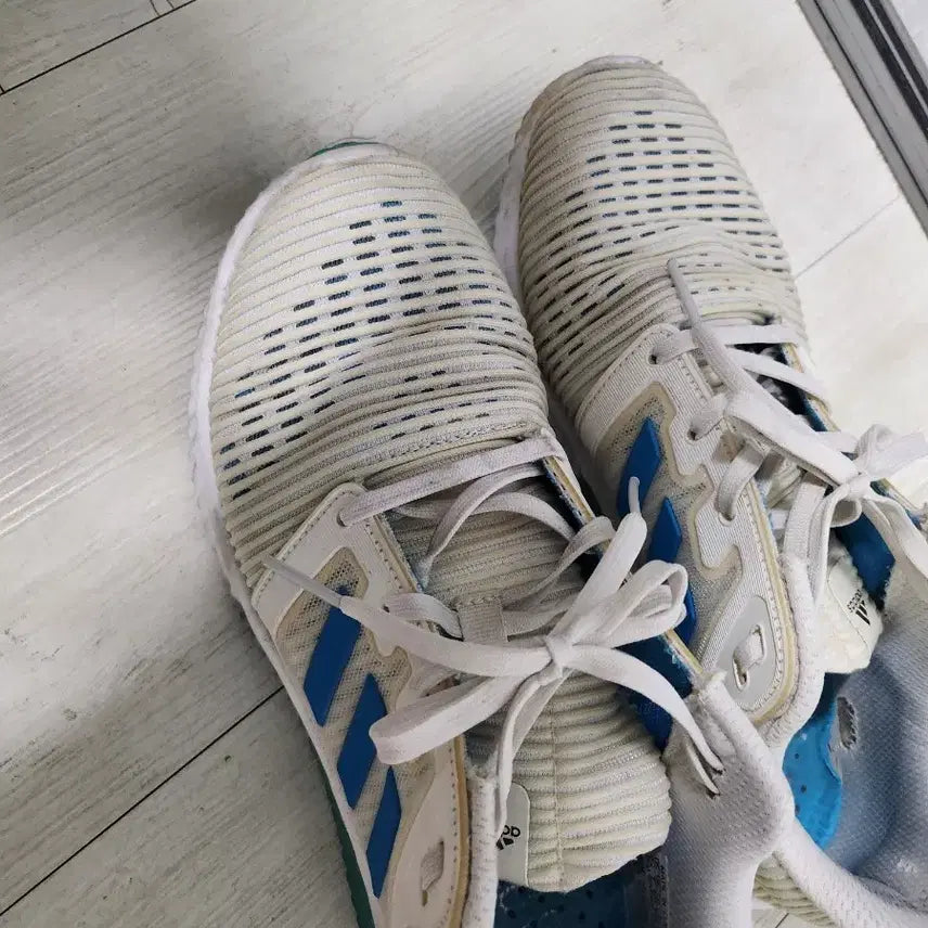 [BUNJANG] Adidas AlphaBounce White/Blue Sneakers / 아디다스 알파바운스 흰색/블루 운동화