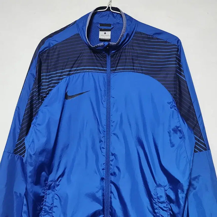 [BUNJANG] Nike Swoosh Windbreaker Jacket / 쪼리샵 나이키 스우시  바람막이 100