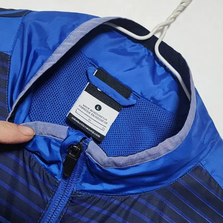 [BUNJANG] Nike Swoosh Windbreaker Jacket / 쪼리샵 나이키 스우시  바람막이 100