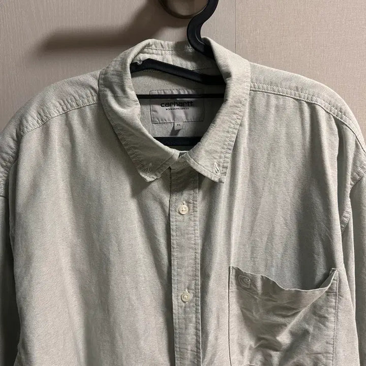 [SOLD OUT] 칼하트 WIP 그레이 코튼셔츠 XL