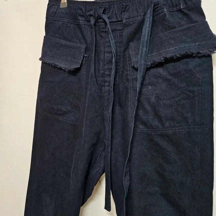 [SOLD OUT] 다미르도마 데님 7부 배기팬츠 3
