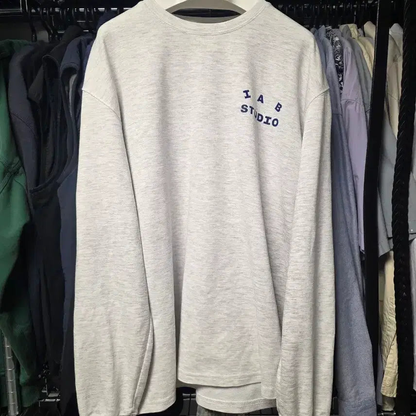 [SOLD OUT] 아이앱스튜디오 롱슬리브 그레이 XL