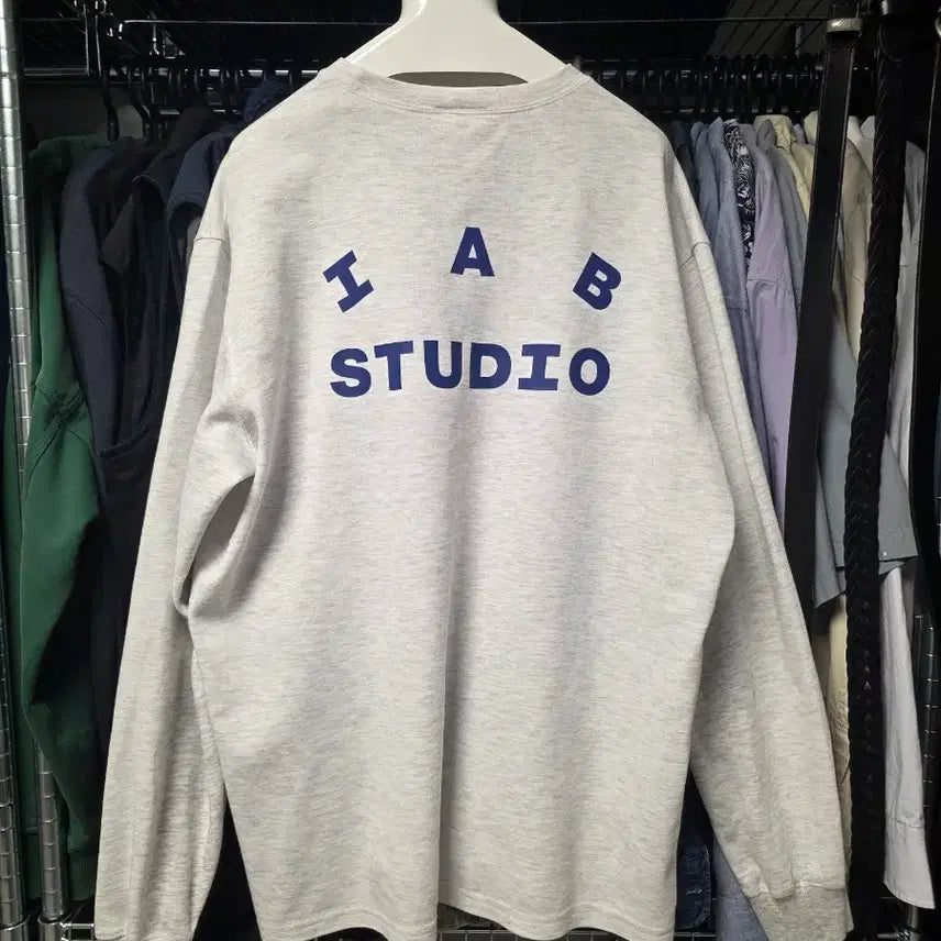 [SOLD OUT] 아이앱스튜디오 롱슬리브 그레이 XL