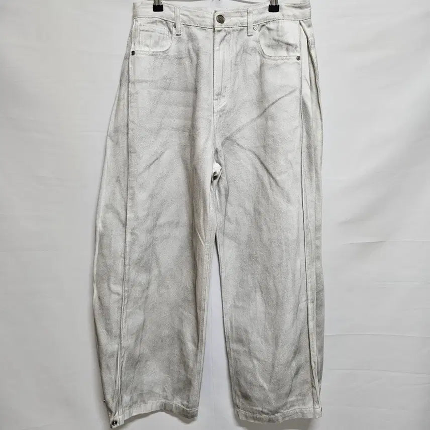 [BUNJANG] DNSR Dirty White Denim Pants Size S (29) / DNSR 사이드 버튼 더티드 화이트 데님팬츠 29