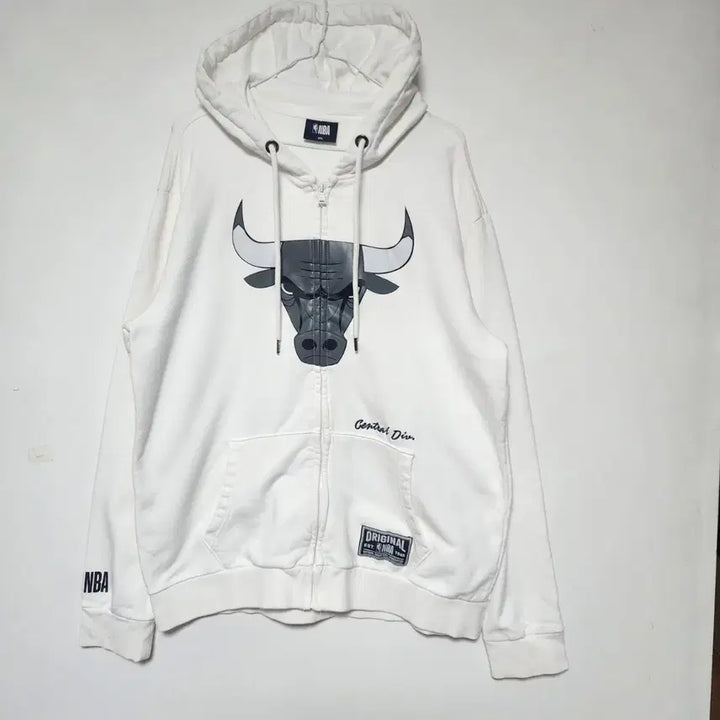 [BUNJANG] NBA Chicago Bulls Hoodie Zip-Up XXL / 쪼리샵 NBA 시카고 불스 후드집업 XXL