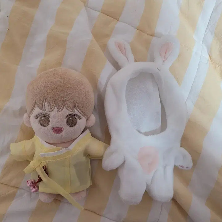 [BUNJANG] Park Jihoon 15cm Doll / 박지훈 15cm인형