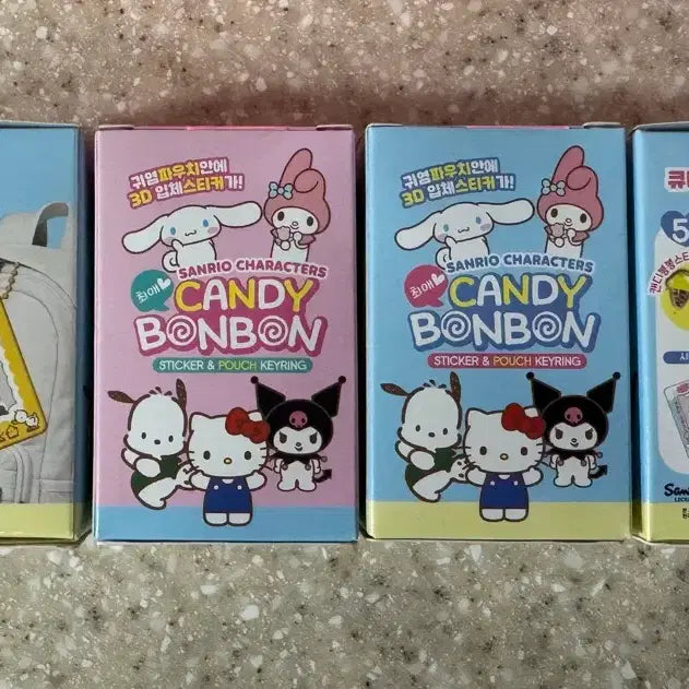 [BUNJANG] Sanrio Cinnamoroll/Pochacco Sticker Pouch Keyring / [새상품] 산리오 캔디봉봉 스키커 파우치키링 (시나모롤/포차코)