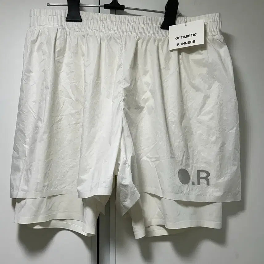 [BUNJANG] Optimistic Runners Glossy Nylon Shorts / 글로시 나일론 쇼츠 옵티미스틱 러너스