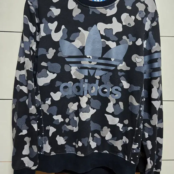 [BUNJANG] Adidas Camo Trefoil Sweatshirt / 아디다스 왕불꽃 카모 맨투맨(100사이즈)