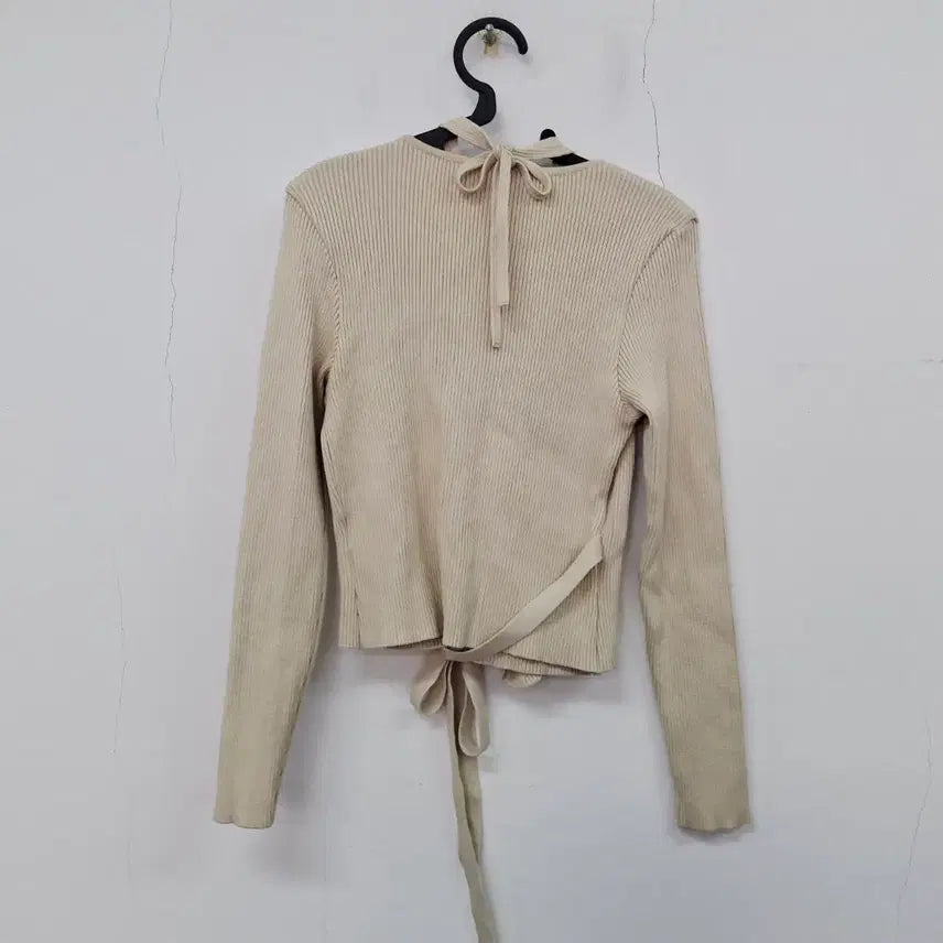 [BUNJANG] Avie Muah Halter Neck Knitted Top Ivory Women&