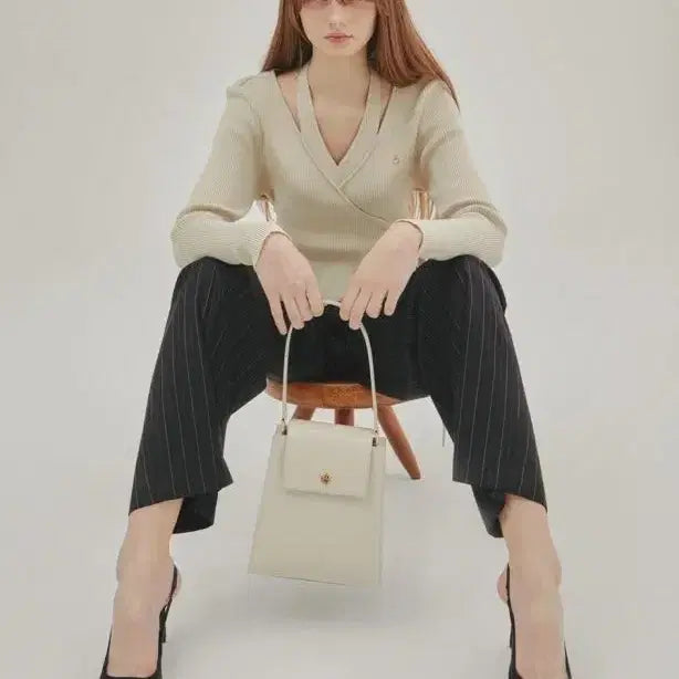 [BUNJANG] Avie Muah Halter Neck Knitted Top Ivory Women&