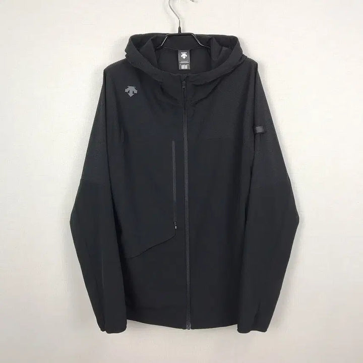 [BUNJANG] Descente Hooded Windbreaker Jacket Men&