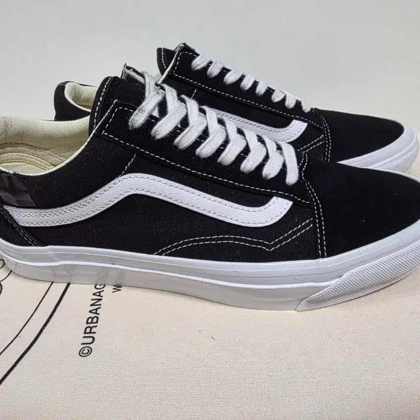 [BUNJANG] Vans Old Skool Sneakers Black 275mm / Vans 반스 올드스쿨 스니커즈 [275mm]