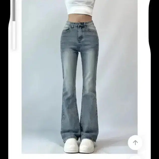 [BUNJANG] Avely Bootcut Jeans / 에이블리 부츠컷 청바지
