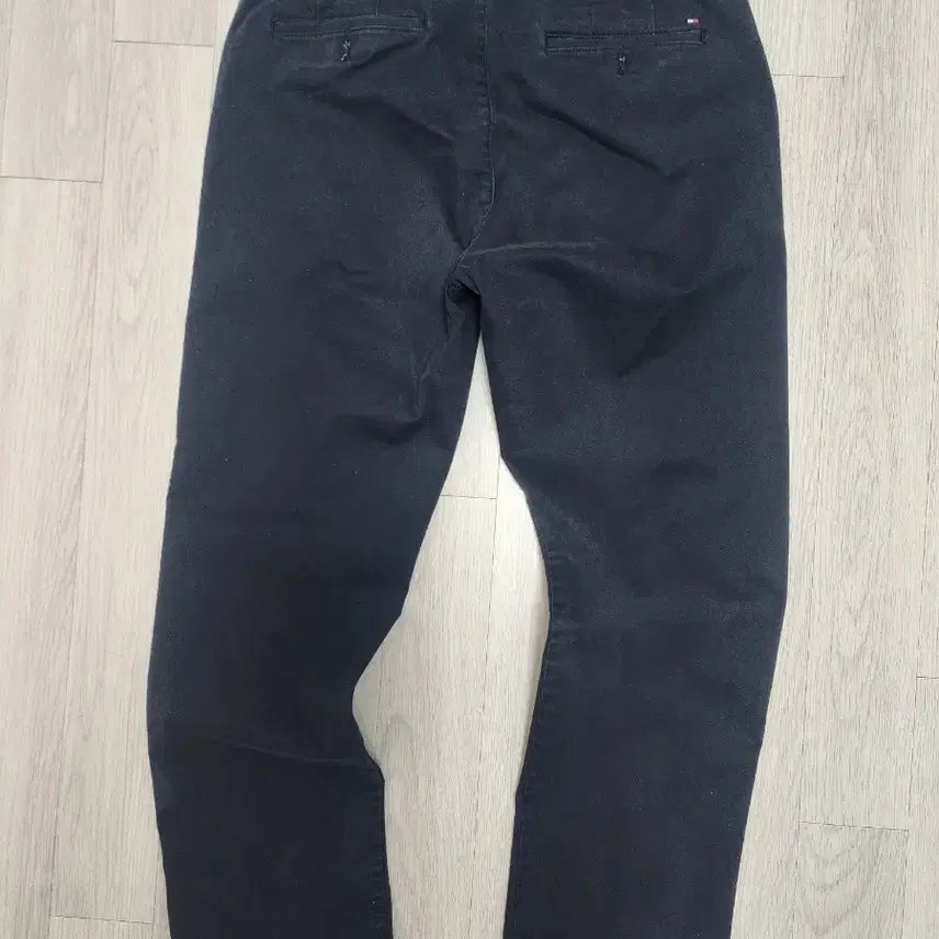[SOLD OUT] 타미힐피거 스트레이트핏 블랙 바지 33/32
