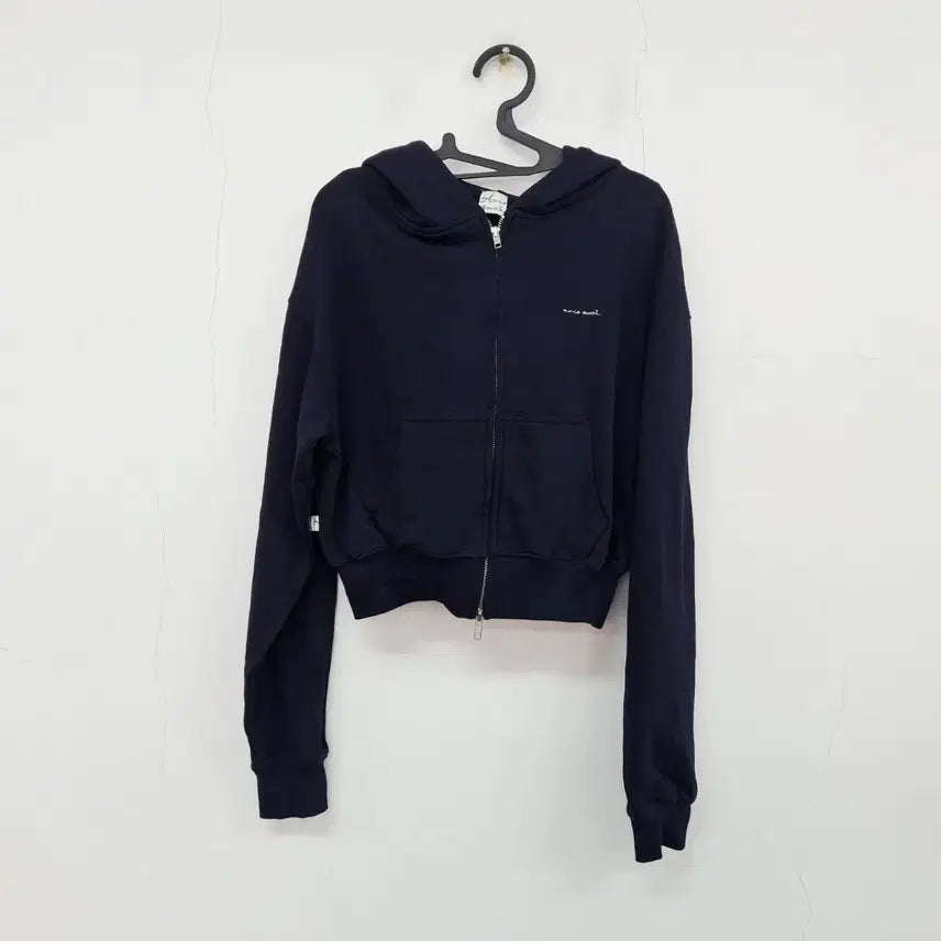 [BUNJANG] AVIE MUAH Essential Crop Cotton Zip-up Hoodie (Navy) / 아비에무아 에센셜 크롭 코튼 집업 후드 1 네이비
