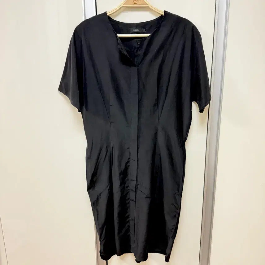 [BUNJANG] COS Silk Blend Pintuck Midi Dress - Black / COS코스 실크50% 반팔 셔츠 원피스 핀턱 블랙미디여름노카라