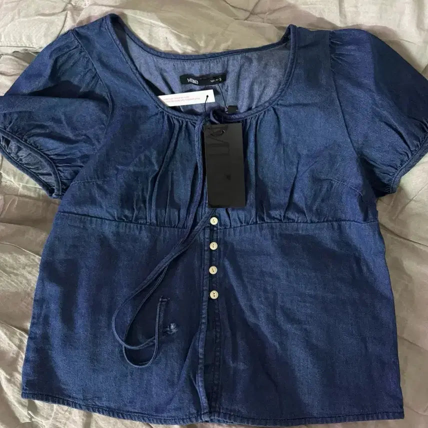 [BUNJANG] MIXXO Denim Shirred Short Sleeve Blouse Indigo S / (텍O 새상품) 미쏘 데님 셔링 반팔 블라우스 인디고 S