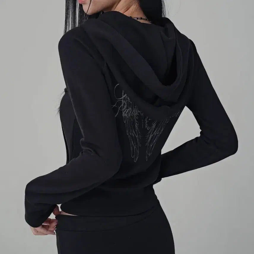[BUNJANG] Black Slim Fit Embroidered Hoodie / 여성 후드