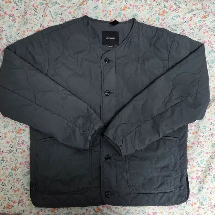 [SOLD OUT] 커버낫 웨이브 퀄팅 나일론 자켓 차콜그레이 m