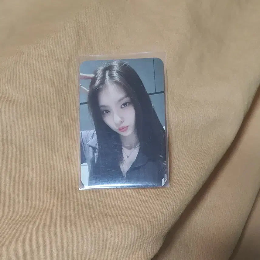 [BUNJANG] fromis_9 Lee Na Gyung Photocard / 프로미스나인 이나경 포카 양도해요!