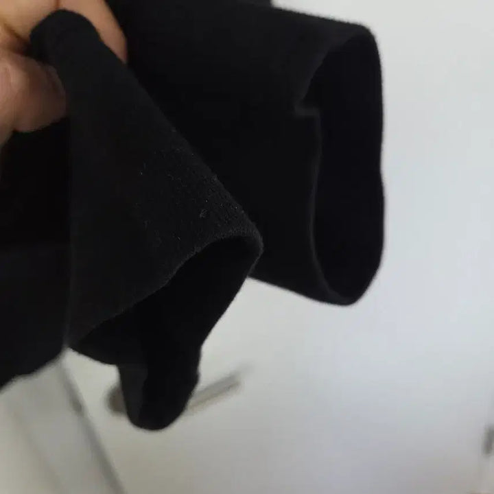 [SOLD OUT] 스톤아일랜드 24ss 고스트피스 오가닉 코튼 맨투맨 L
