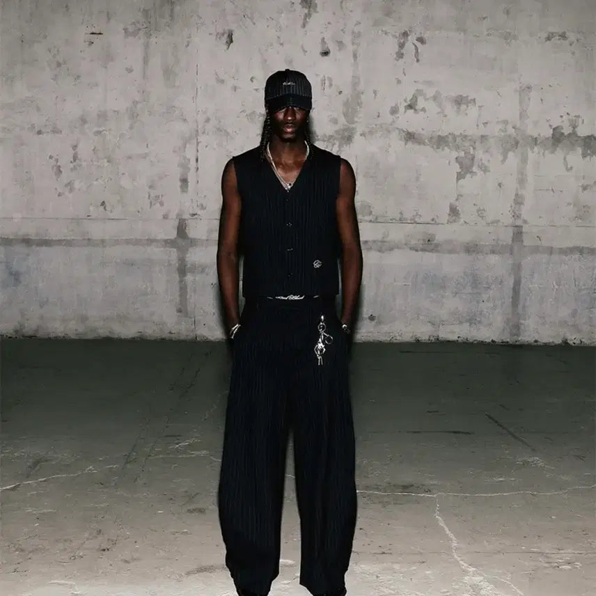 [BUNJANG] Bad Blood 101 Curved Stripe Slacks Navy XXS / 배드블러드 101 커브드 슬랙스 네이비/스트라이프 xxs