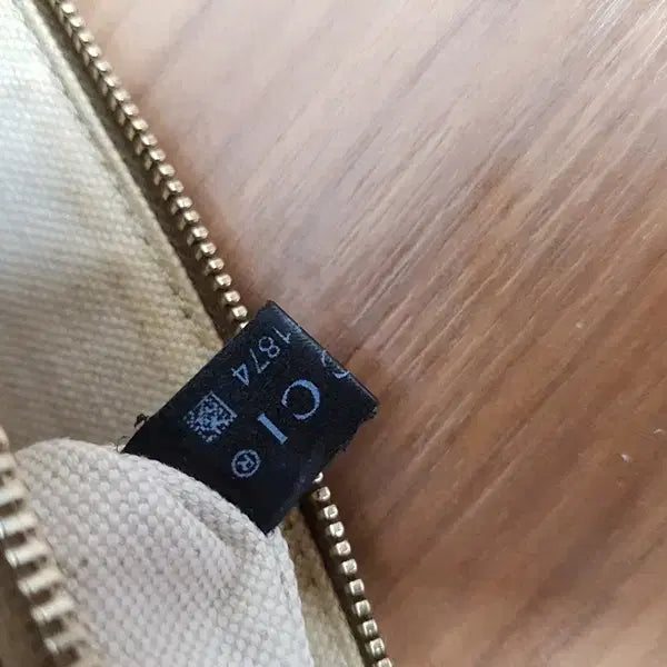 [BUNJANG] Gucci Clutch Bag / 구찌 부속품 클러치백 (정품)