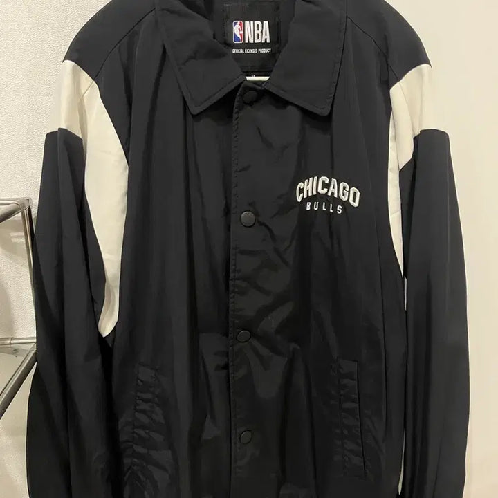 [BUNJANG] NBA Chicago Bulls Jacket (Size M) / NBA 시카고 불스 자켓 M
