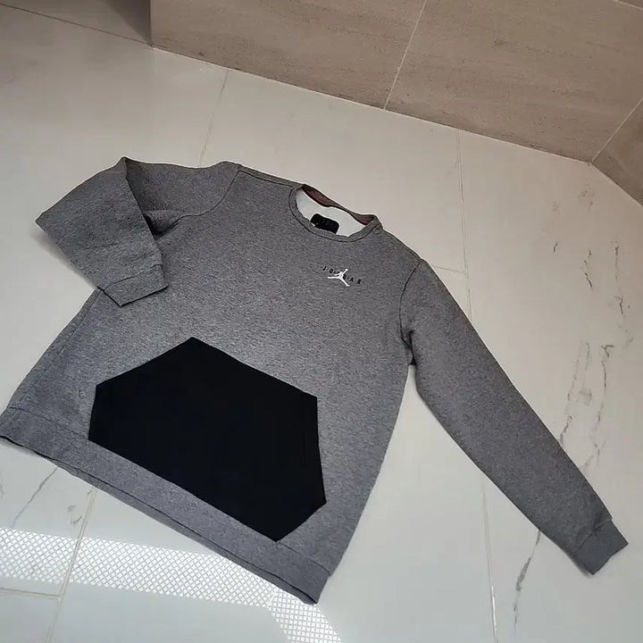 [BUNJANG] Nike Jordan Jumpman Air Fleece Crew Sweatshirt / 나이키 조던 점프맨 에어 플리스 크루 맨투맨 티셔츠
