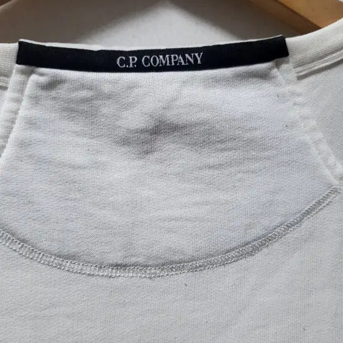 [BUNJANG] CP Company White Sweatshirt with Side Zipper / CP컴퍼니 화이트 맨투맨 옆지퍼