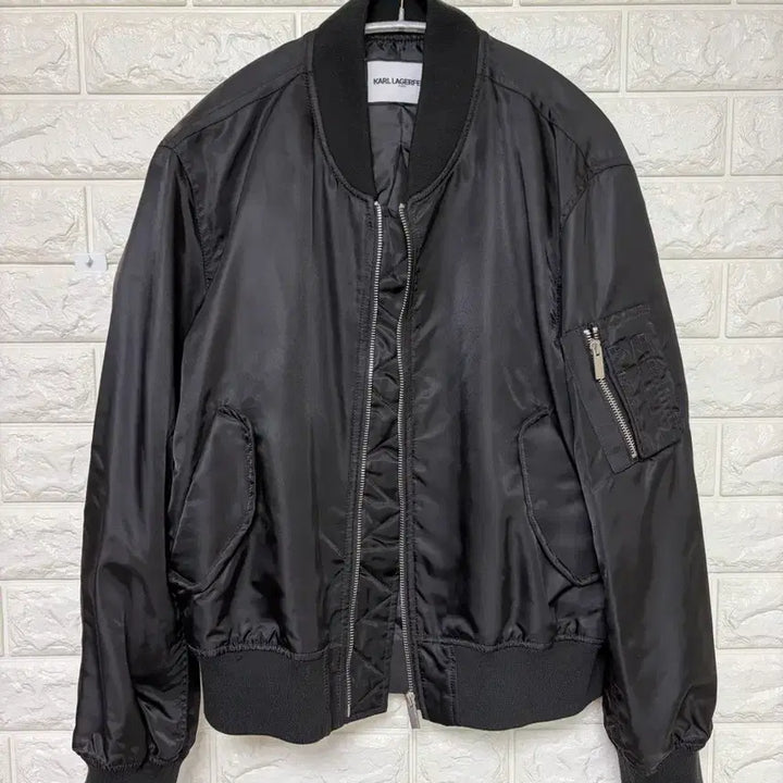 [SOLD OUT] 칼라거펠트 자켓 사이즈 90 (구66)