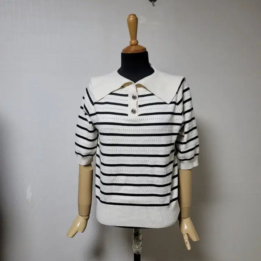 [SOLD OUT] 나이스클랍반팔니트 프리
