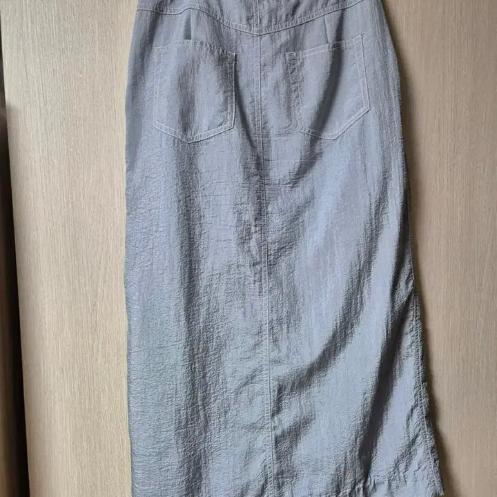 [SOLD OUT] (23년) 오르 ORR 나일론 롱스커트 스몰