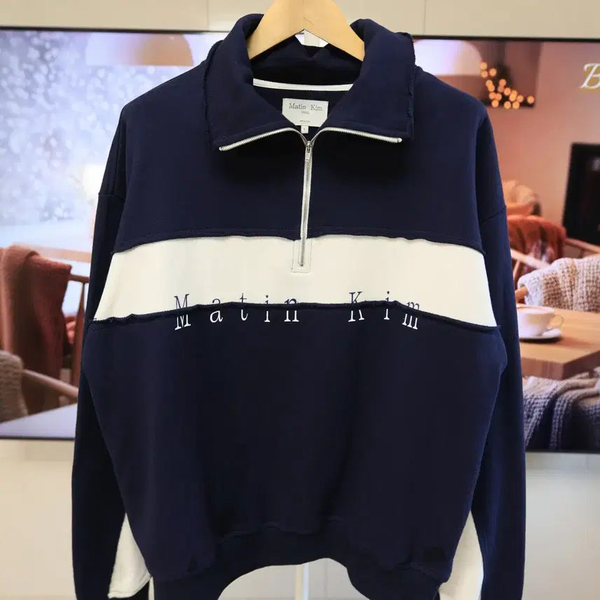 [BUNJANG] Matin Kim Half-Zip Sweatshirt / 마뗑킴 Matin Kim 반집업 맨투맨/ 공용