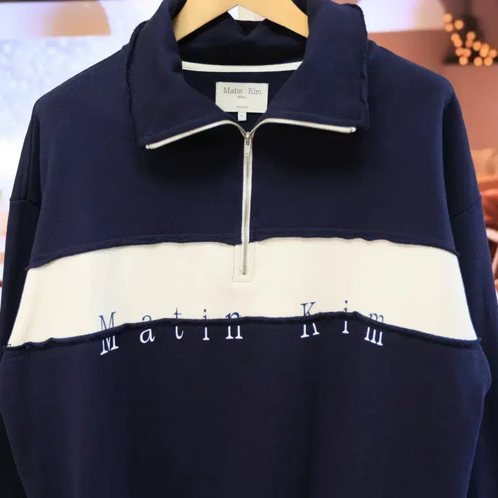 [BUNJANG] Matin Kim Half-Zip Sweatshirt / 마뗑킴 Matin Kim 반집업 맨투맨/ 공용