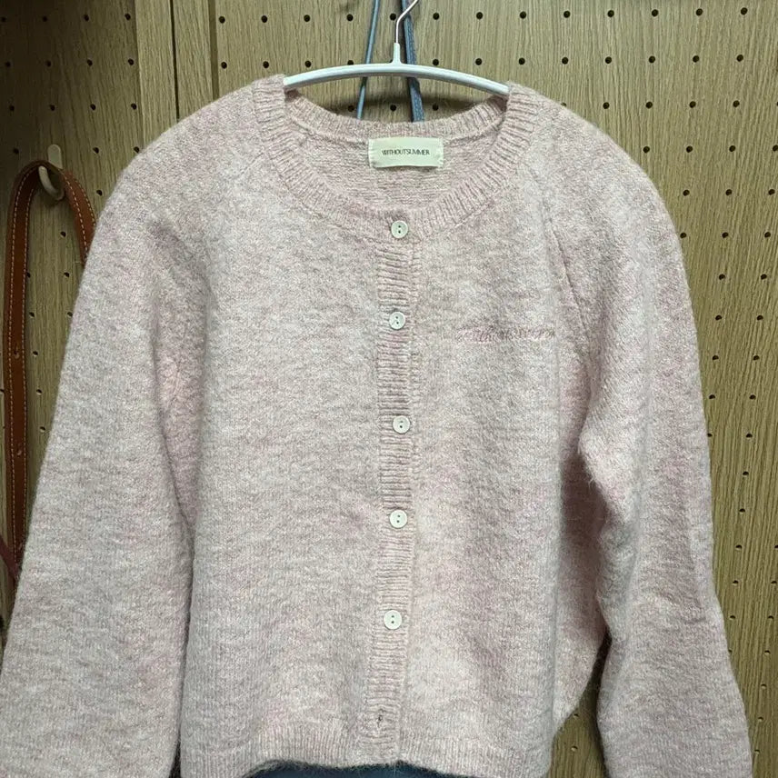 [BUNJANG] Without Summer Pink Cardigan / 위드아웃썸머 가디건 핑크